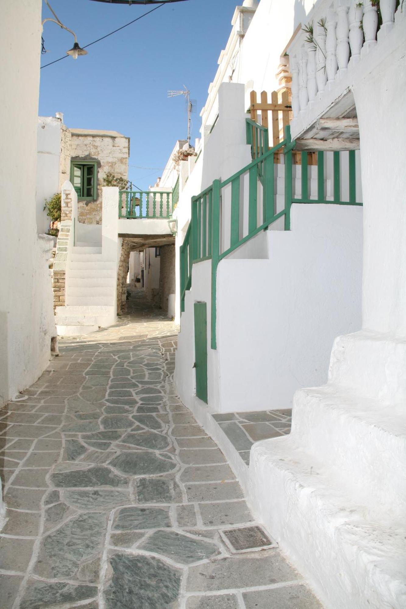 Anima Apartments Folégandros Exteriör bild